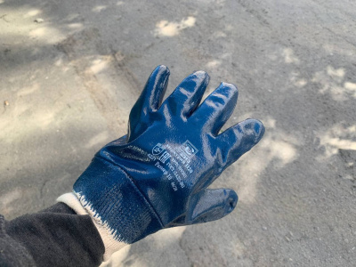 Перчатки нитриловые с полным покрытием синие манжет резинка